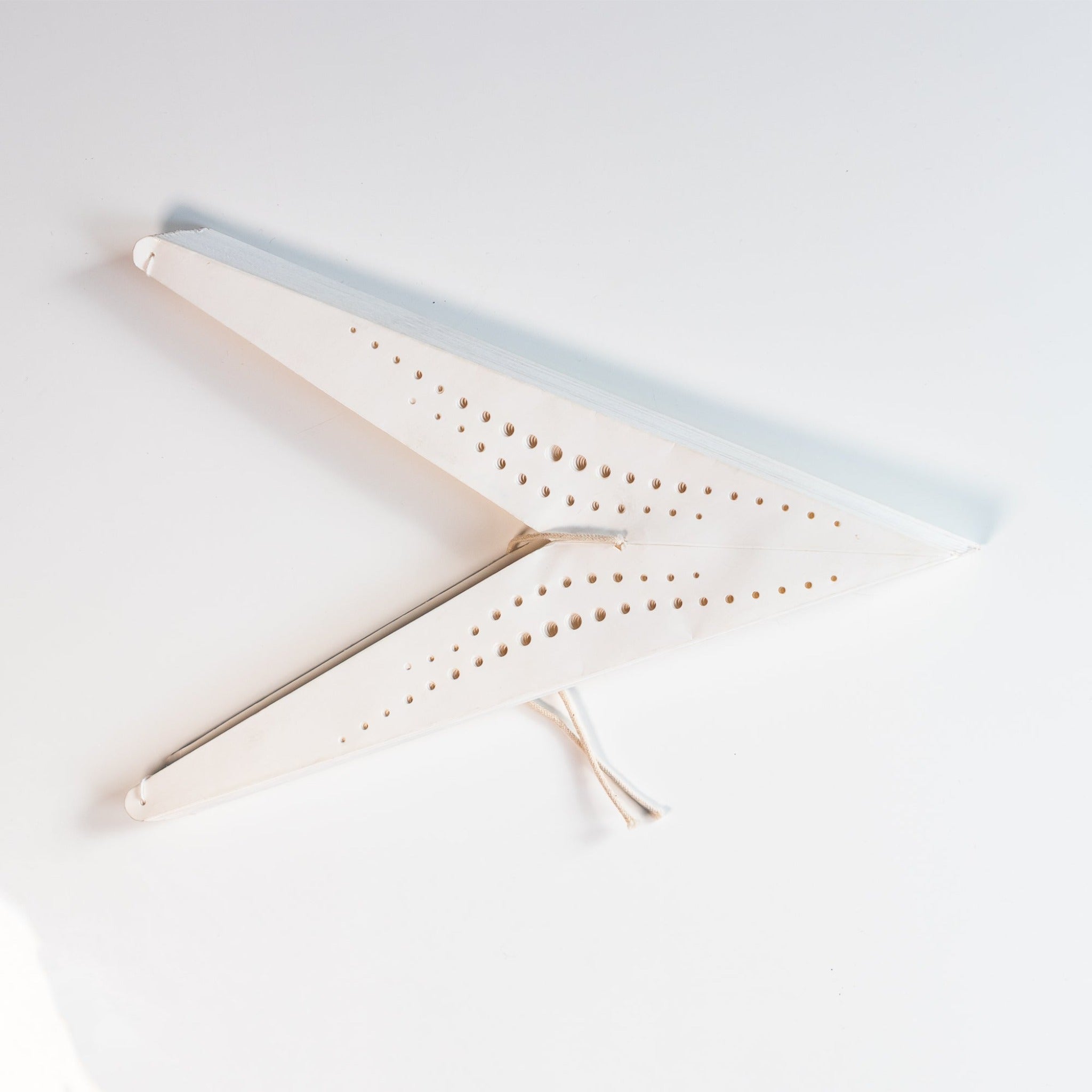 folded paper star lantern (17 point)