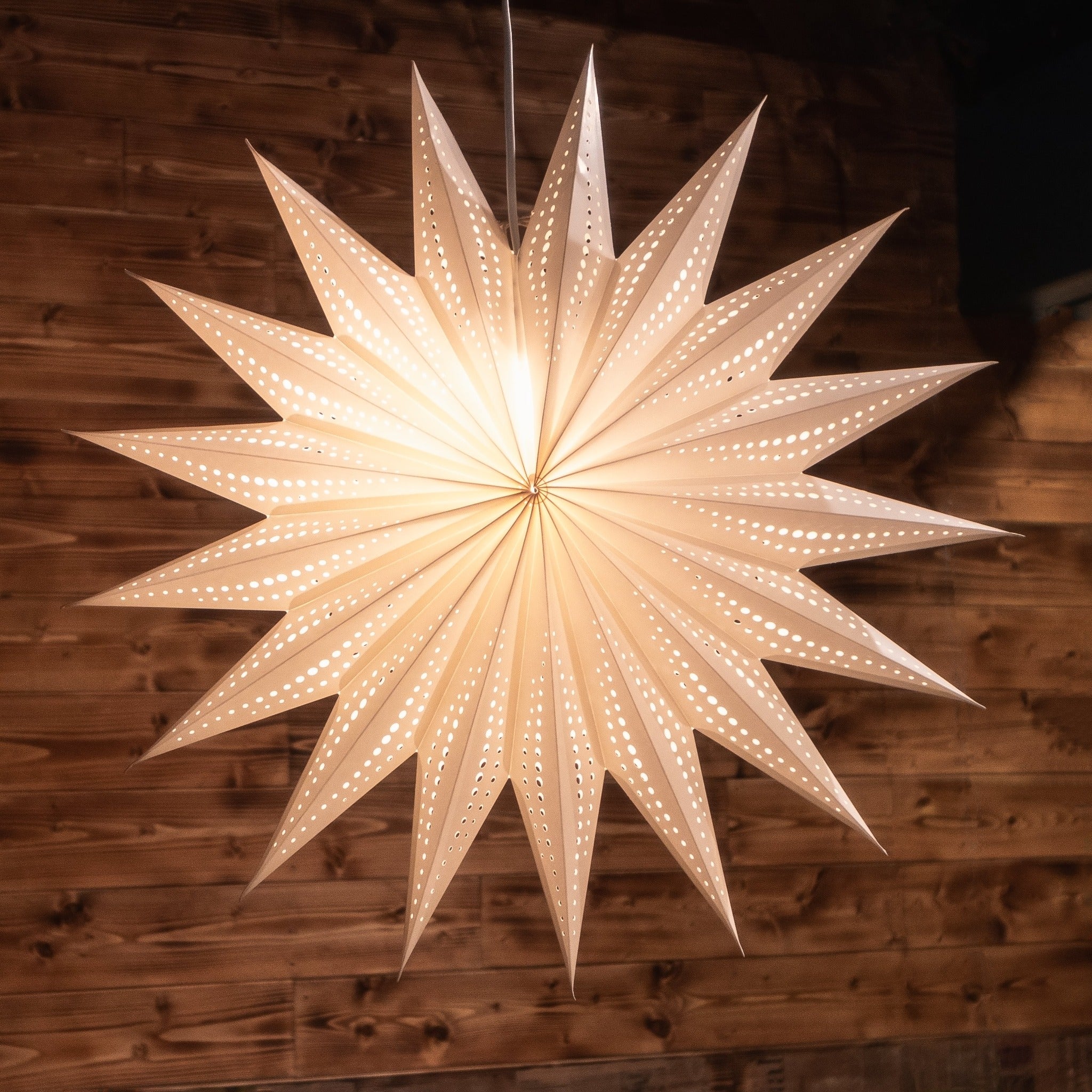 17 point star lantern illuminated