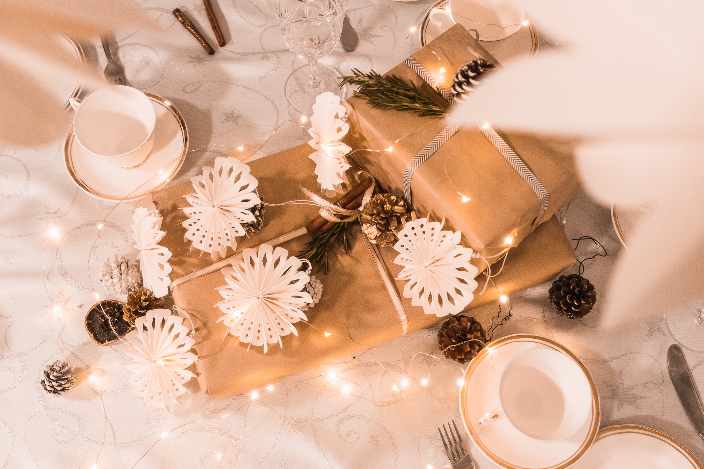 Christmas Table Decoration and Ideas