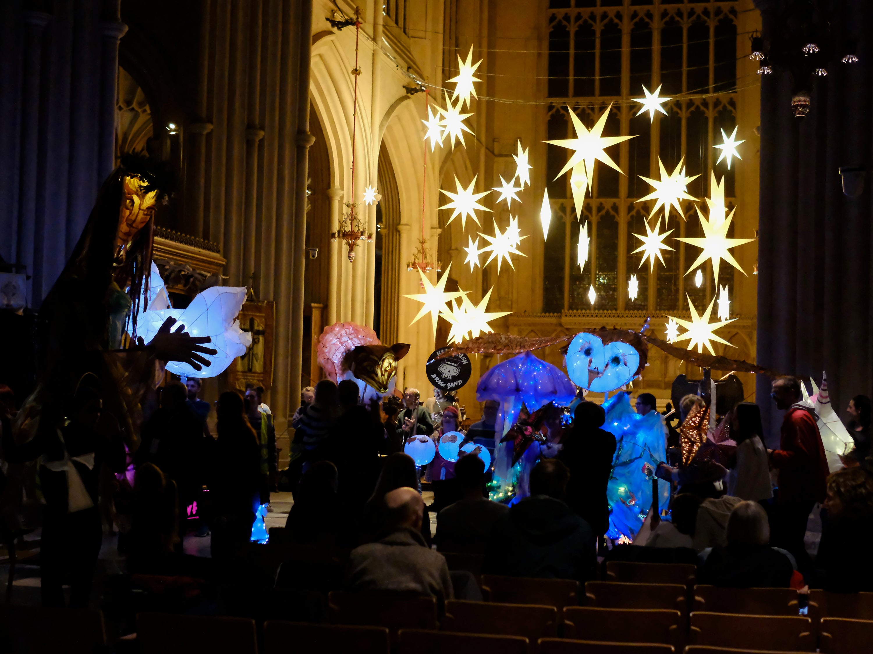 The Light of Stars: A Magical Installation by Paper Starlights at Bath Abbey